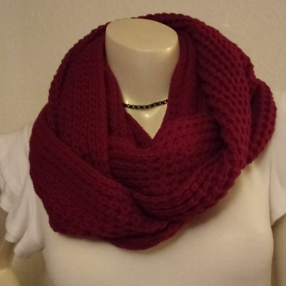 Burgundy Scarf and Head or wristband - Picture 5 of 15